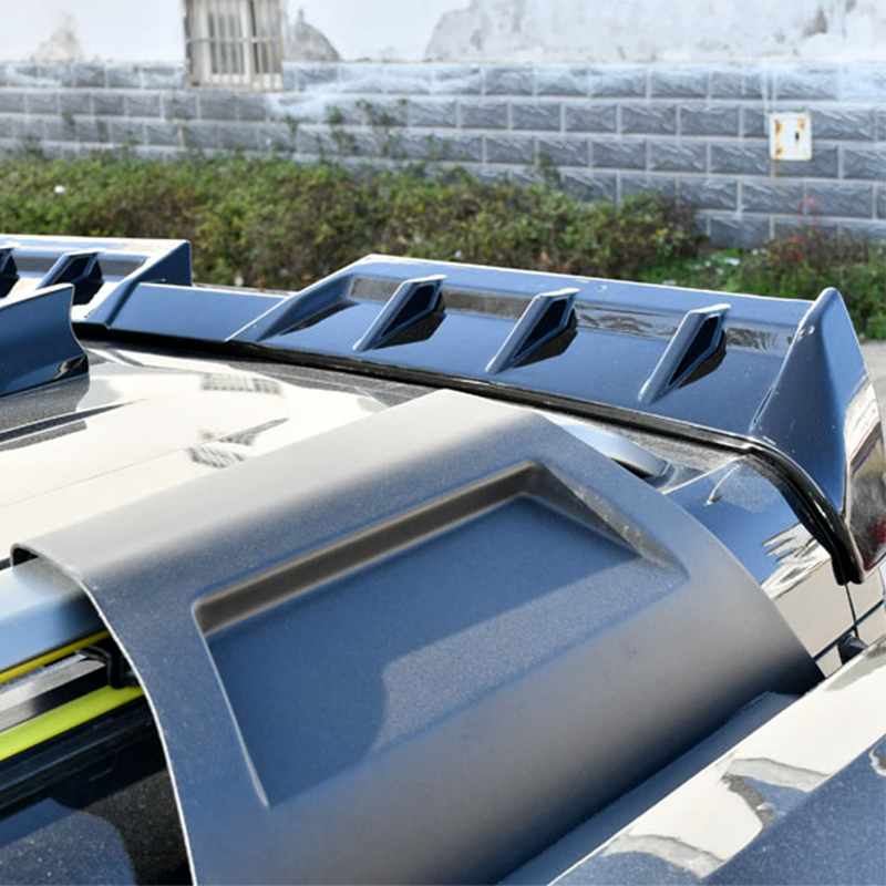 Tail Wing of The Jetour Traveler Sports